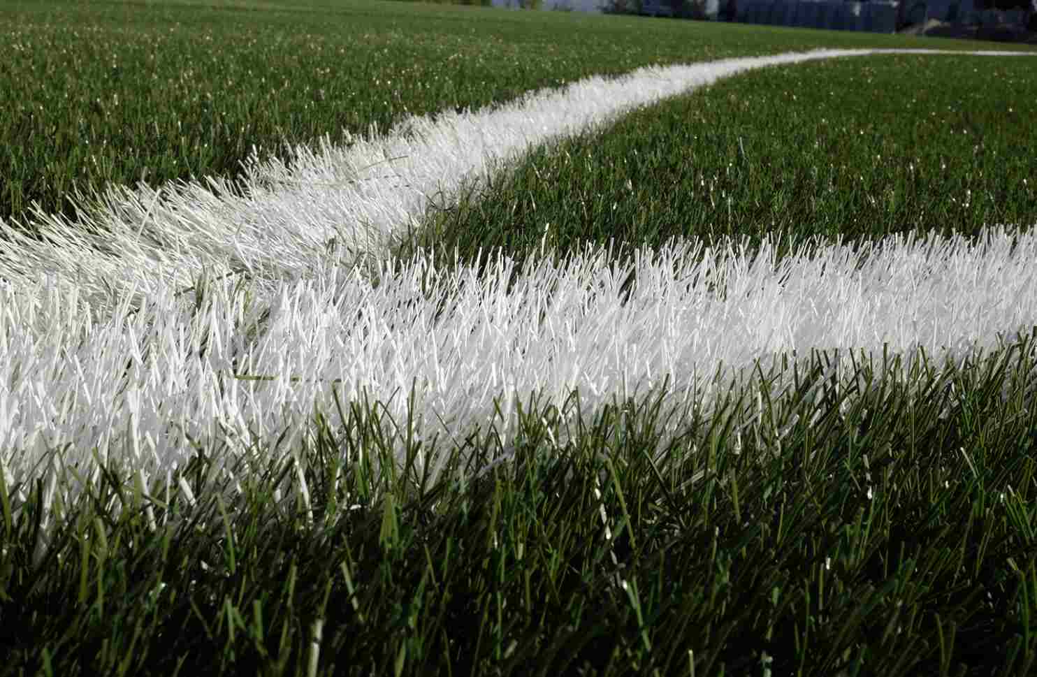 Pasto sintético para canchas de fútbol